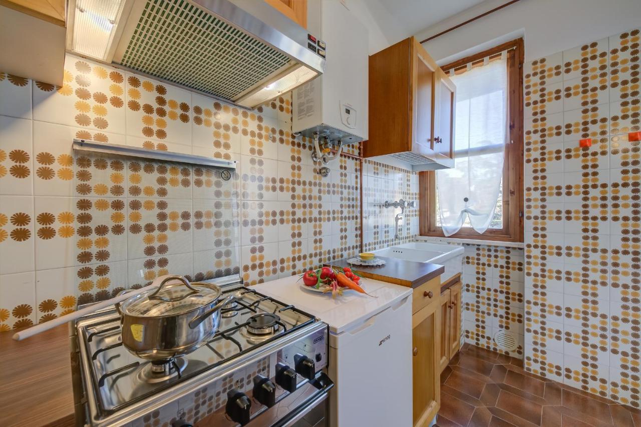 Villa Fiorita Apartments - Happy Rentals Sirmione Exterior foto