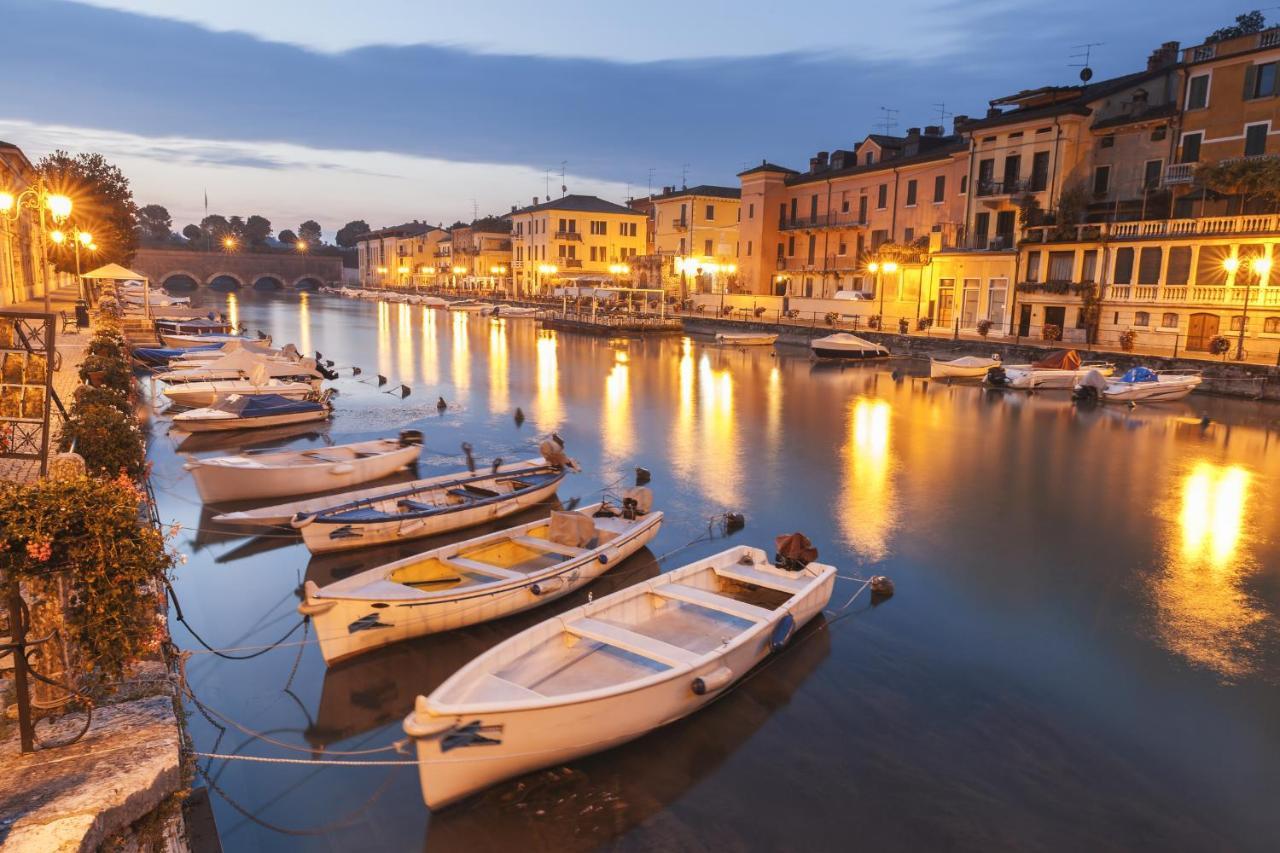 Villa Fiorita Apartments - Happy Rentals Sirmione Exterior foto
